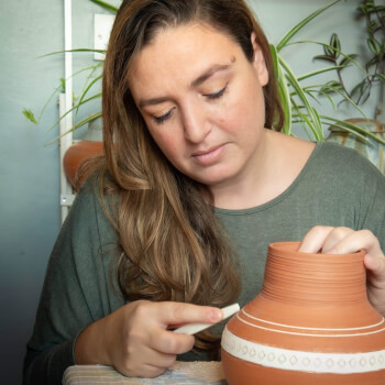 Suzanart Pottery, pottery teacher